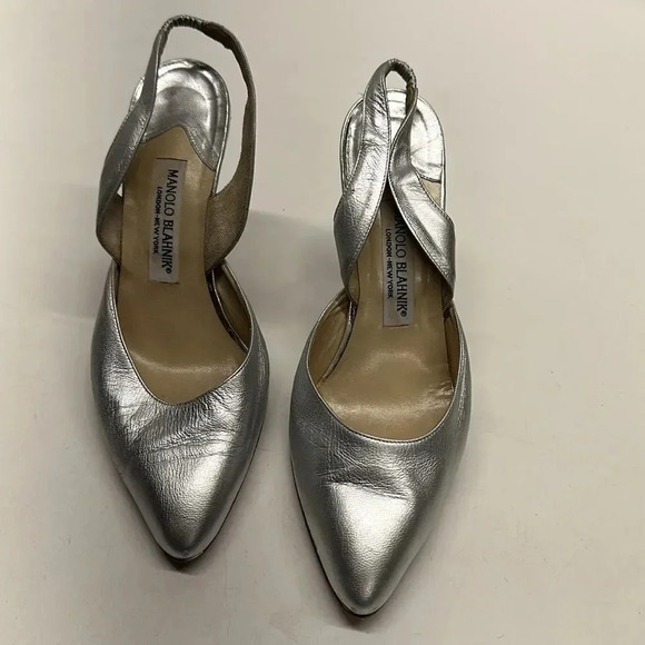 Manolo Blahnik Metallic Silver Slingback Heels - Picture 3 of 14